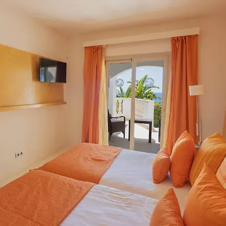 Wonderful Menorca 6 Bedrooms Increible Great Pool ソン・ボウ