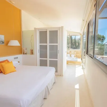 Villa Wonderful Menorca 6 Bedrooms Increible Great Pool And Terrace Area With Stunning Sea Views Son Bou