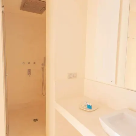 Wonderful Menorca 6 Bedrooms Increible Great Pool And Terrace Area With Stunning Sea Views * Сон-Боу