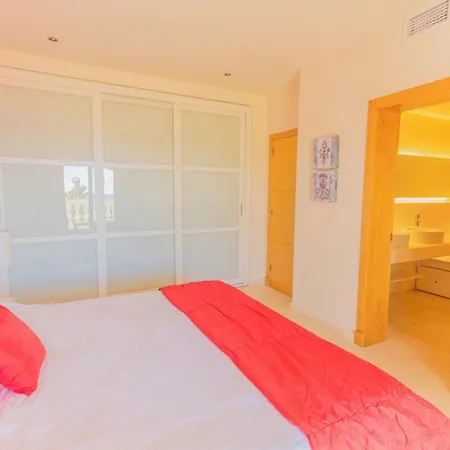 ヴィラ Wonderful Menorca 6 Bedrooms Increible Great Pool