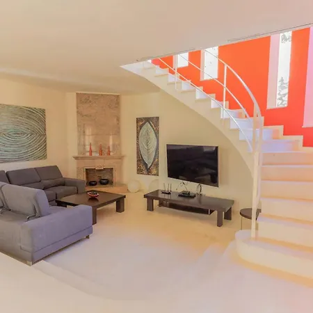 Wonderful Menorca 6 Bedrooms Increible Great Pool