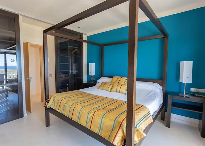 Villa Wonderful Menorca 6 Bedrooms Increible Great Pool Son Bou