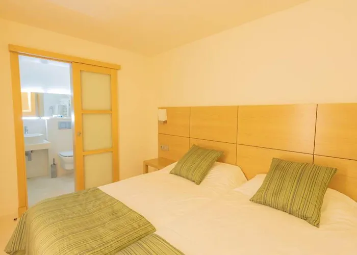 Wonderful Menorca 6 Bedrooms Increible Great Pool Son Bou